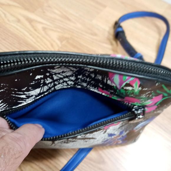 Desigual Deia Cross Body Purse Floral Small - Picture 3 of 12